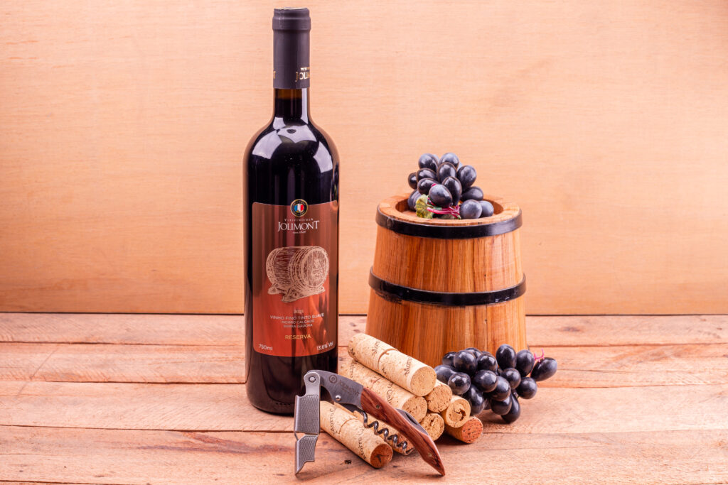 Vinho Tinto Suave com passagem por barrica